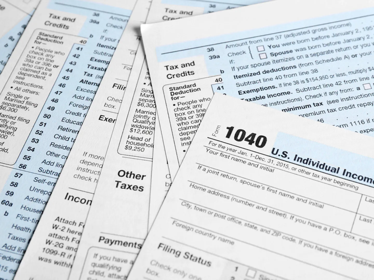 5 reasons to hire a professional to do your taxes